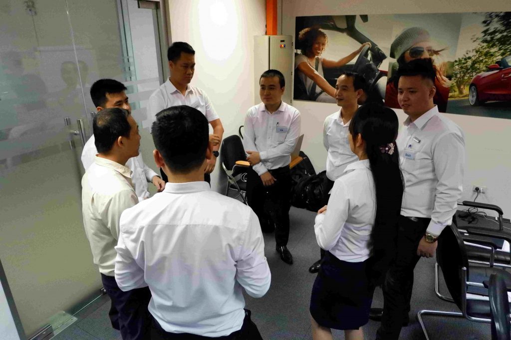Nâng cao năng lực quản lý cấp trung