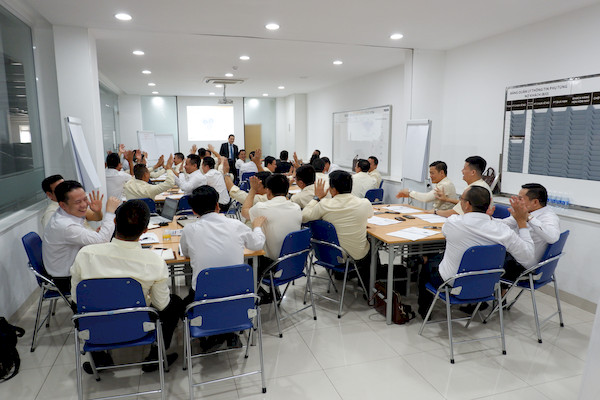 kỹ năng huấn luyện và kèm cặp nhân viên 1