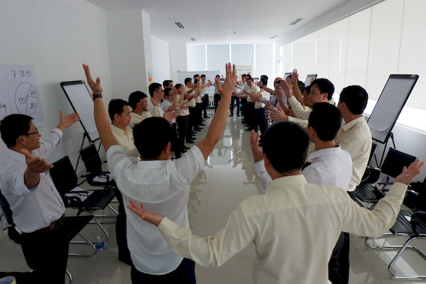 kỹ năng huấn luyện và kèm cặp nhân viên