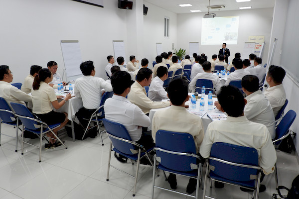 kỹ năng huấn luyện và kèm cặp